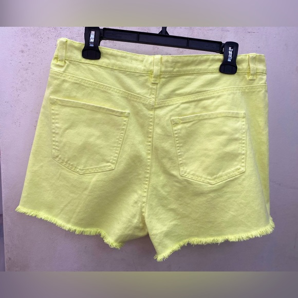 Neon denim shorts - Picture 3 of 5